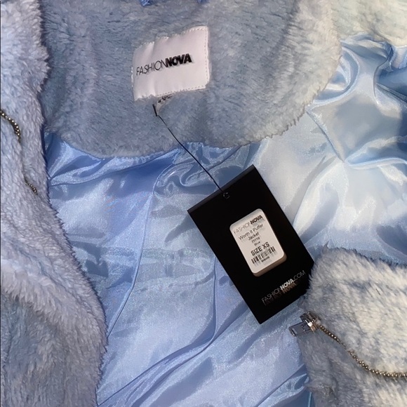 Fashion nova puffer jacket - Picture 2 of 3